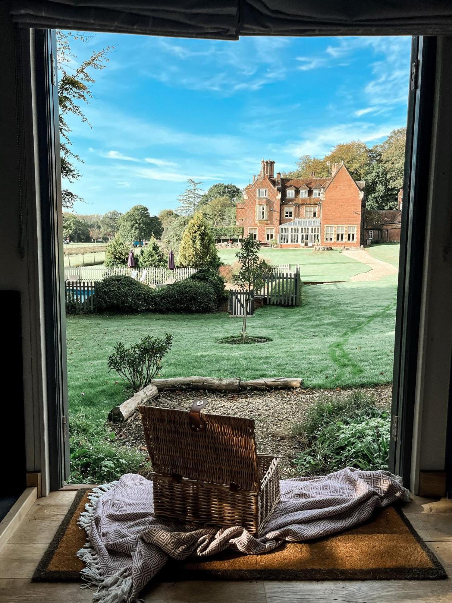 Burley Manor Hotel Exterior foto